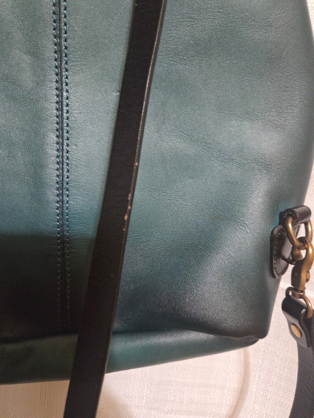 OLD TREND Leather Pamela Backpack